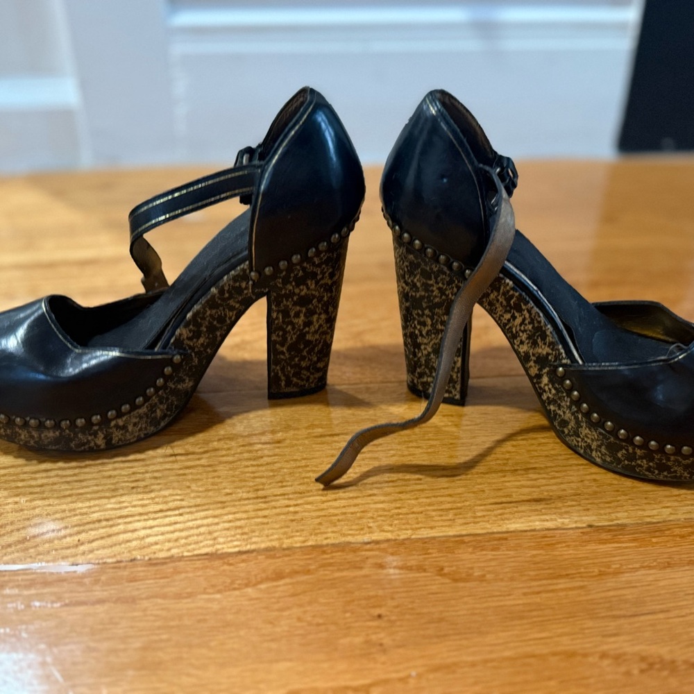Prada Black Heels Elegant Design